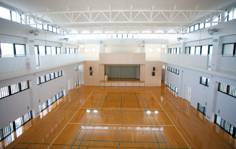 【最新の16列マルチスライスCT】鮮明な画像の高速撮影が可能です。