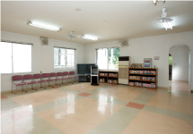 カラオケ等を楽しめる多目的ホール